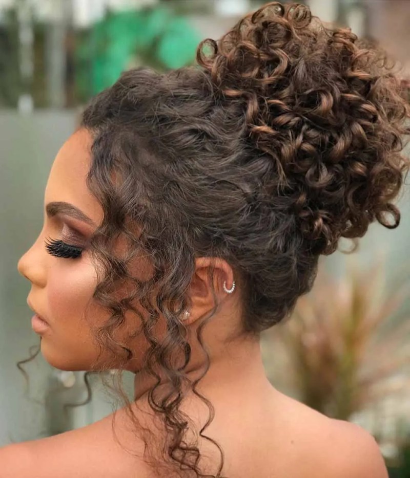 Peinados Para Quinceaneras De Cabello Rizado A492568c3